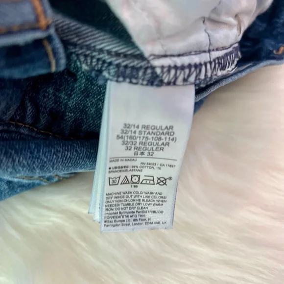 GAP | Cheeky Midi Denim Women's cut off distressed Shorts size 32/14 - Picture 5 of 5